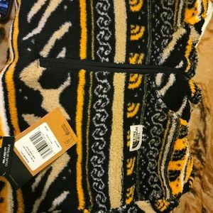 Northface men sherpa large new
